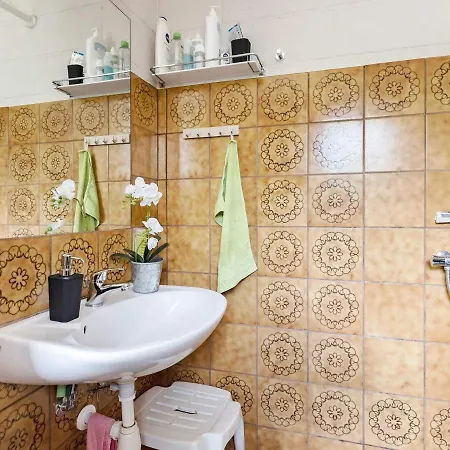 Three-bedroom In 1 Tatil Evi Millinge