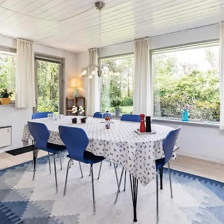 Hébergement de vacances 6 Person In *